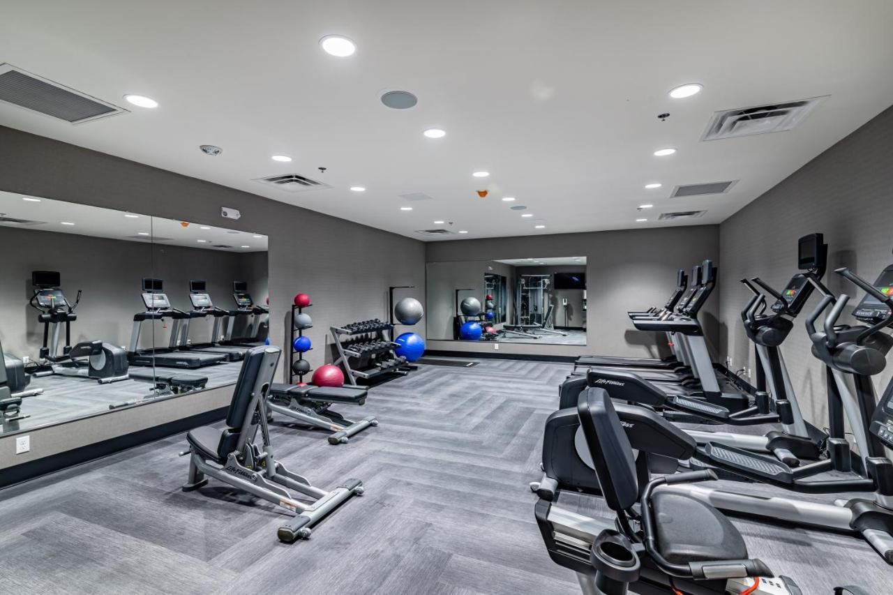 Four Points By Sheraton Брунсуик Екстериор снимка