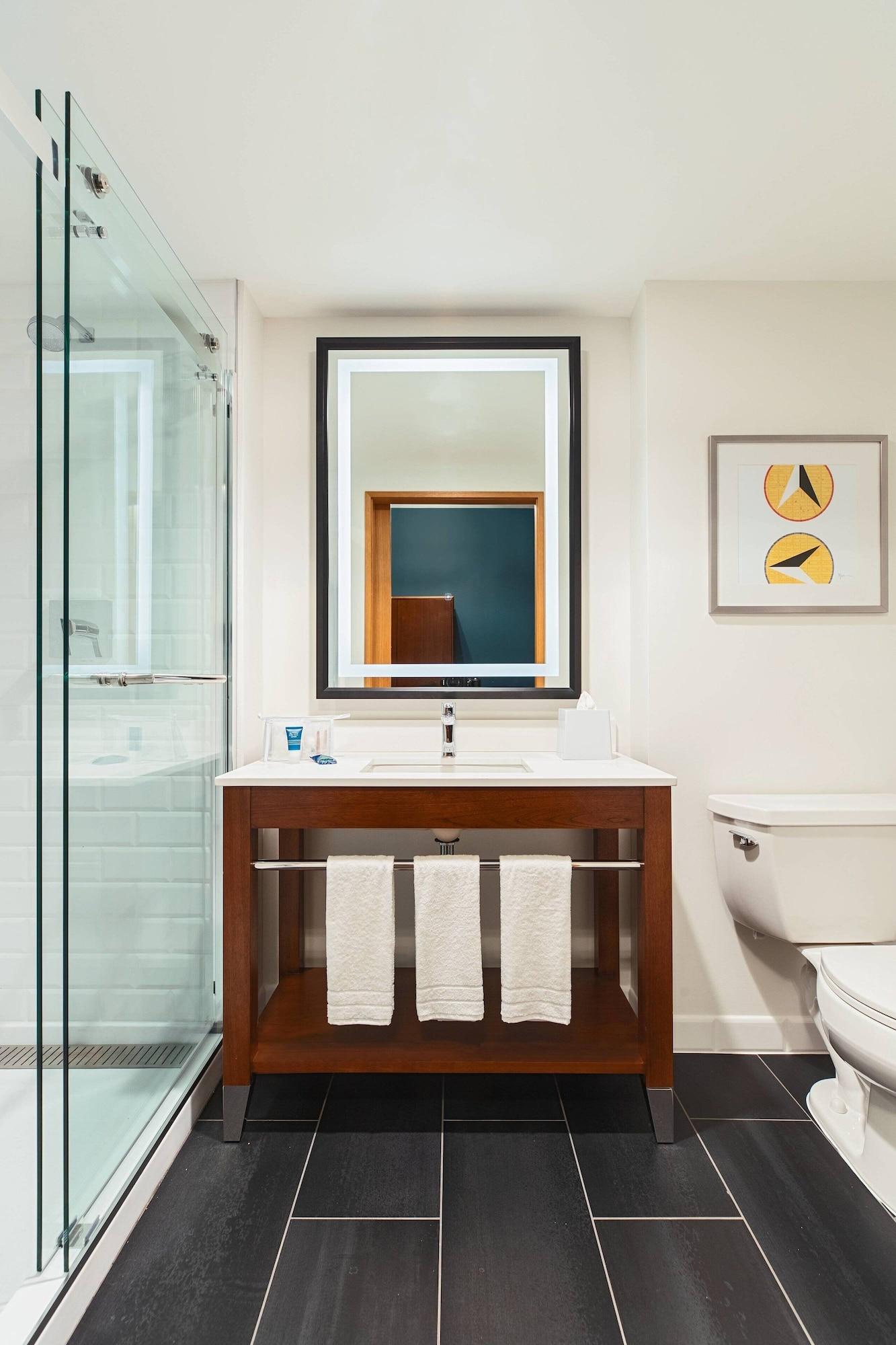 Four Points By Sheraton Брунсуик Екстериор снимка