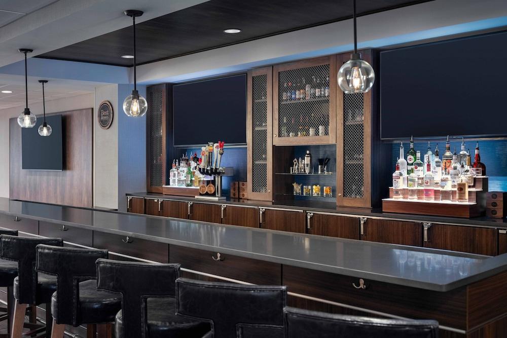 Four Points By Sheraton Брунсуик Екстериор снимка