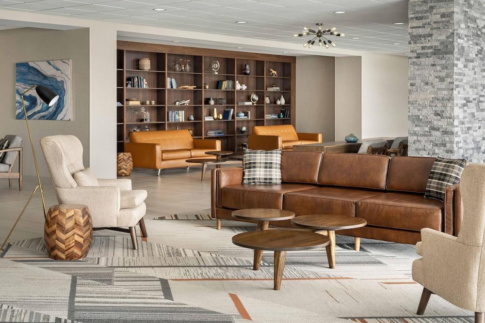 Four Points By Sheraton Брунсуик Екстериор снимка