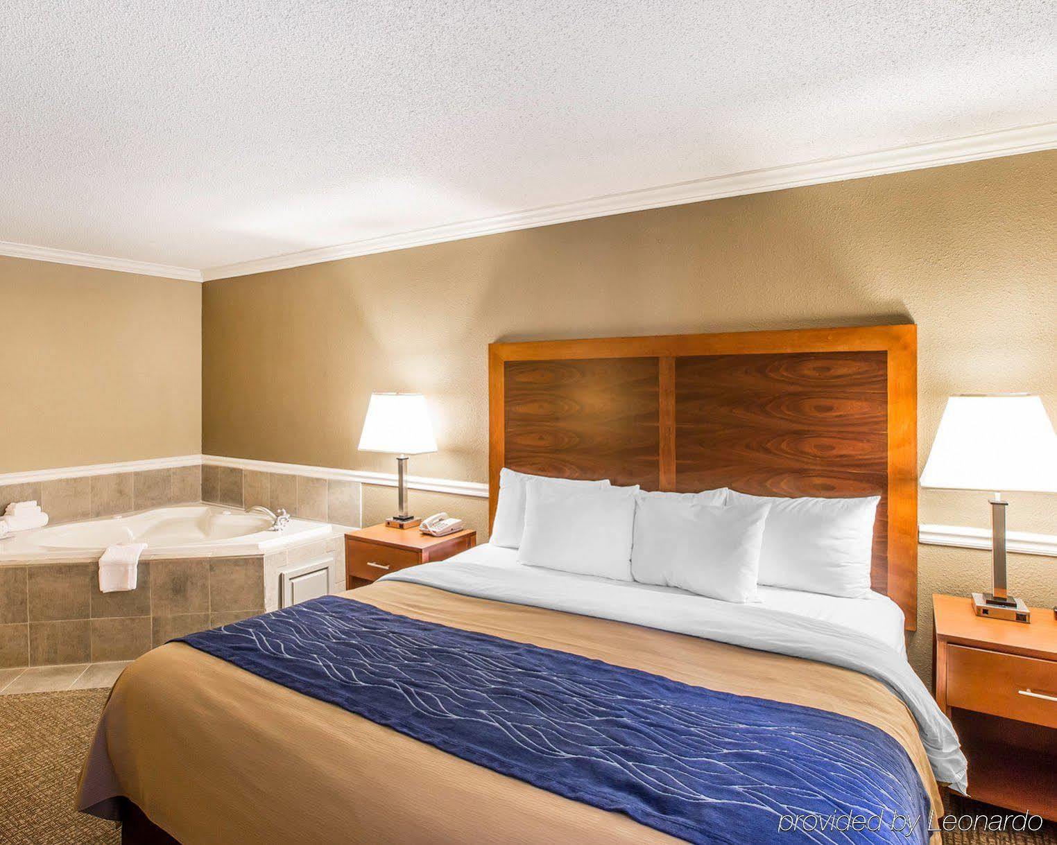Four Points By Sheraton Брунсуик Екстериор снимка