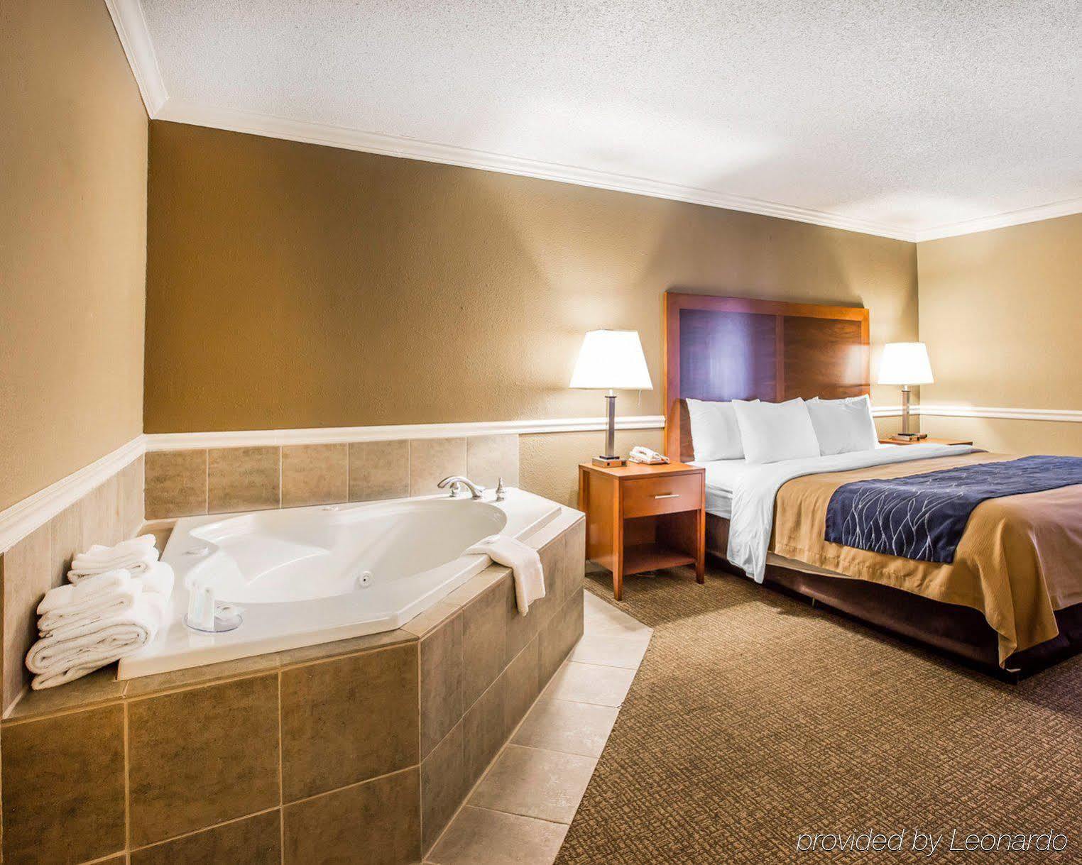 Four Points By Sheraton Брунсуик Екстериор снимка